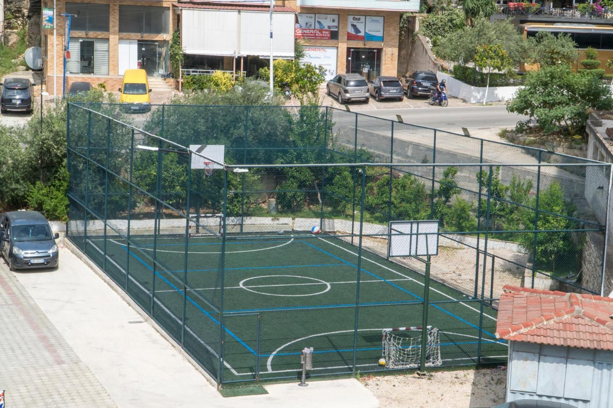 Hotel Mediterrane Sarandë Eksteriør bilde