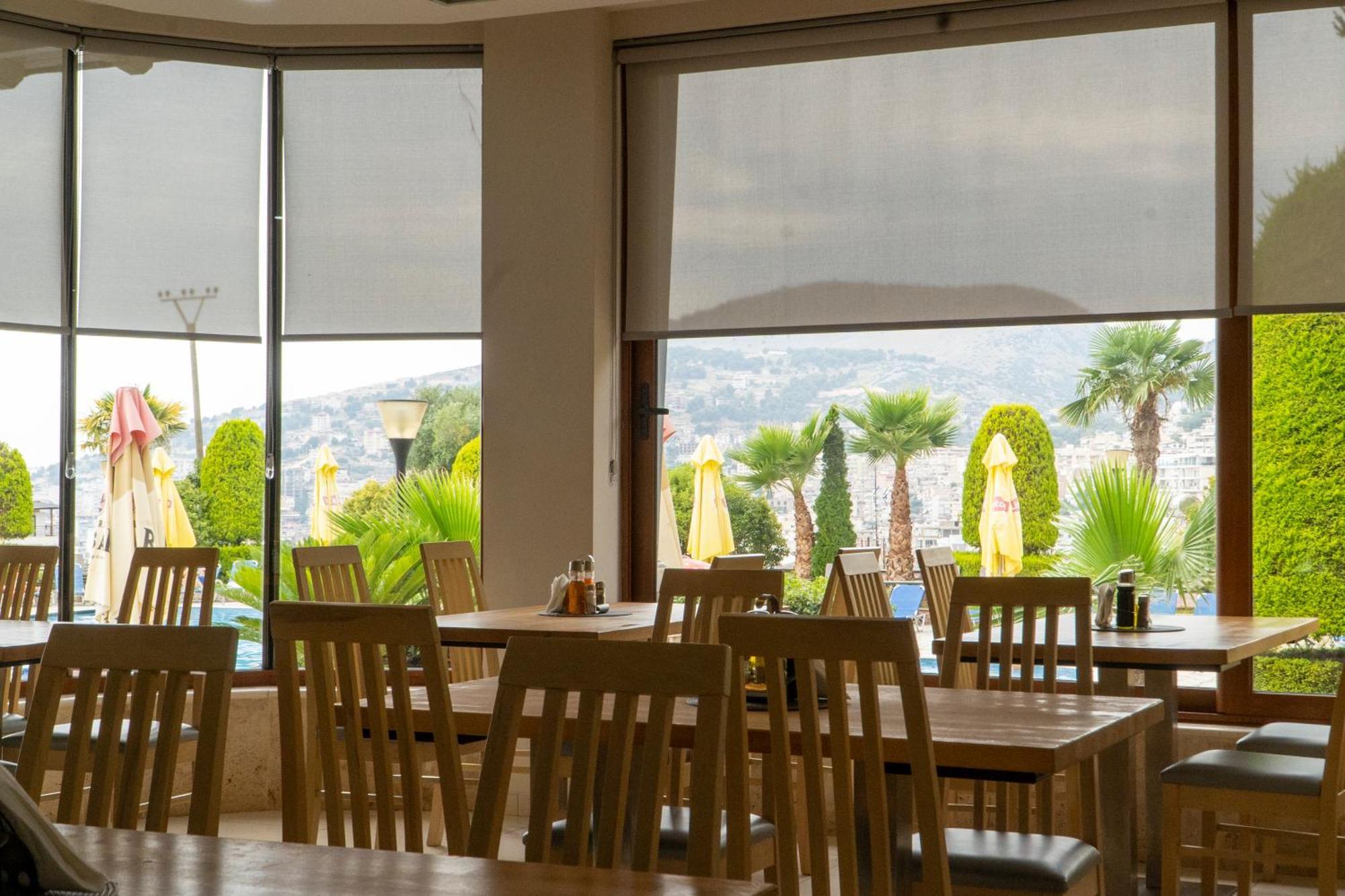Hotel Mediterrane Sarandë Eksteriør bilde